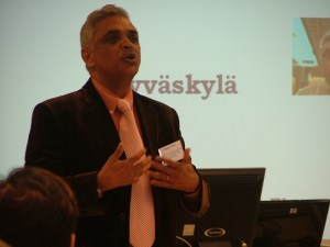 Balan Pilllai_Seminaarissa_290408 Balan Pilllai_Seminaarissa_290408